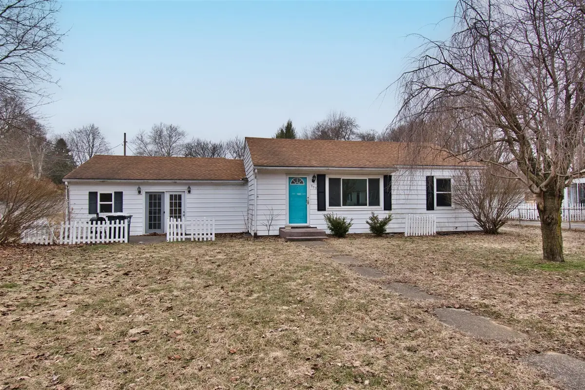 903 N Detroit, Buchanan, MI 49107 - #1