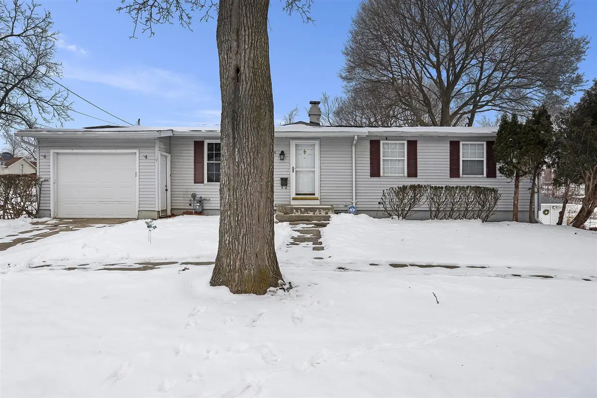 408 Washington, Albion, MI 49224 - #1