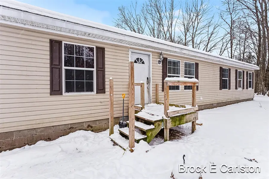 2742 Strand, Muskegon, MI 49445 - #2