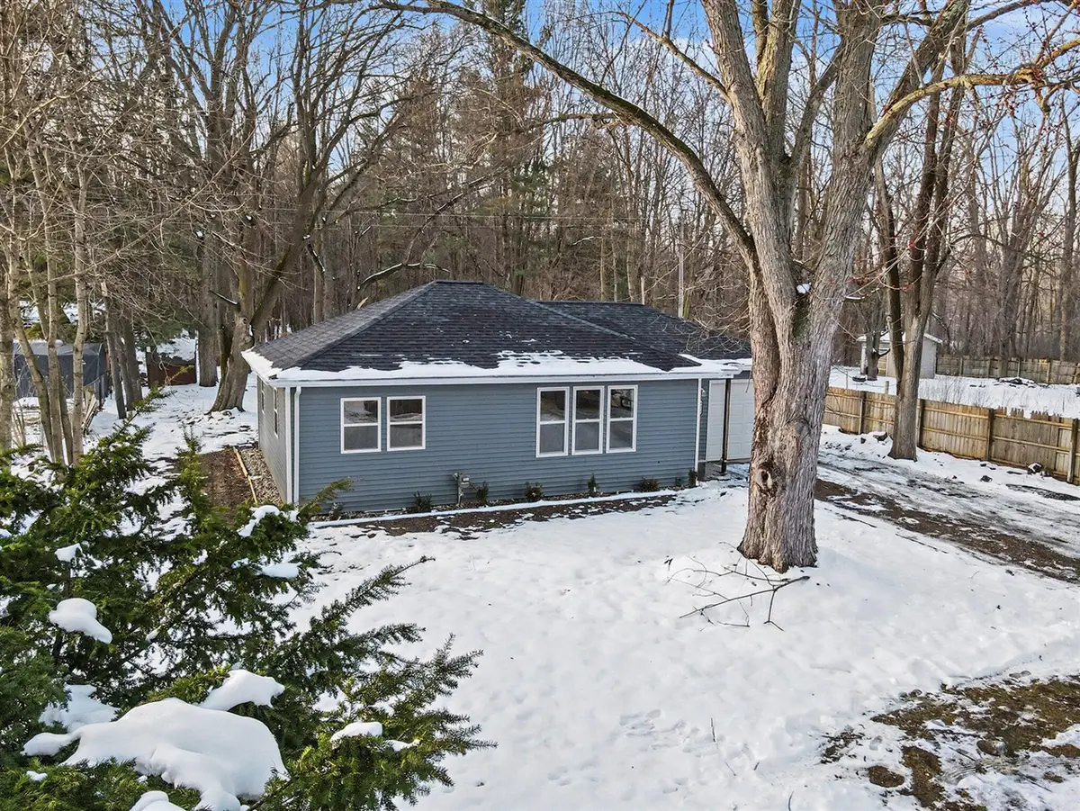 9624 S Sprinkle, Portage, MI 49002 - #1