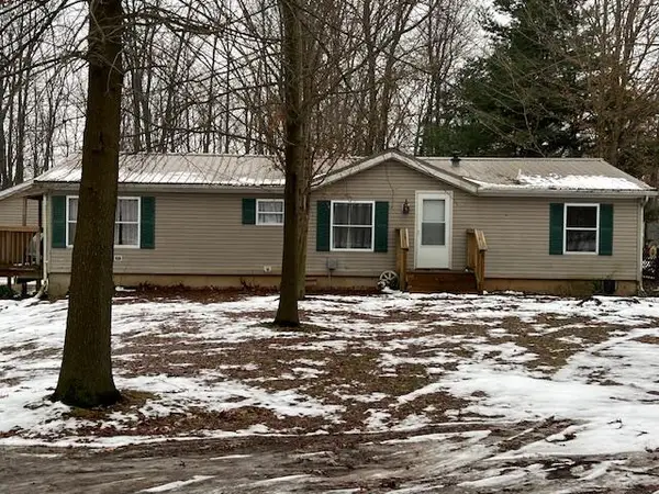 65839 Elbow Lake, Jones, MI 49061