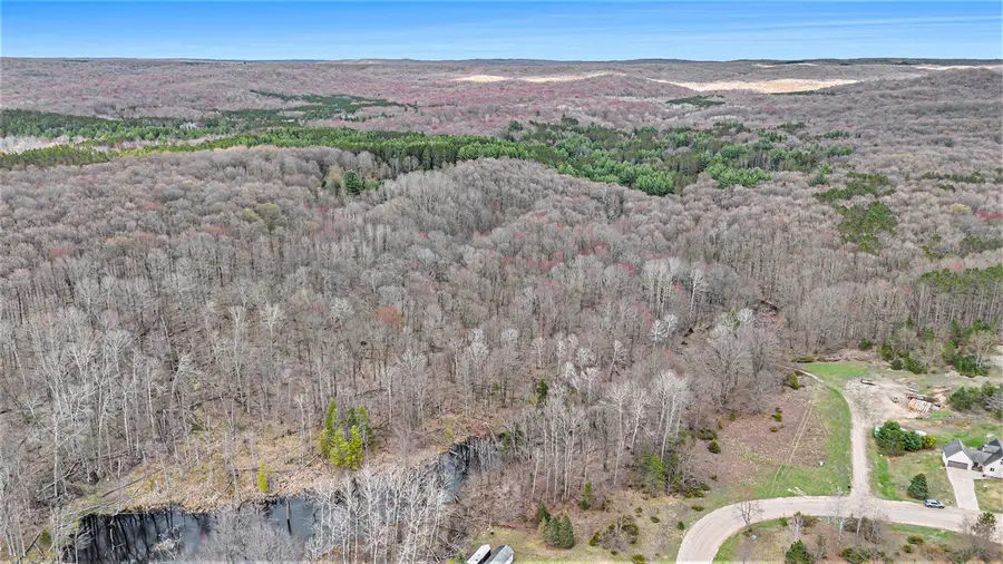 00 9.7A Vail, Cadillac, MI 49601 - Image #2