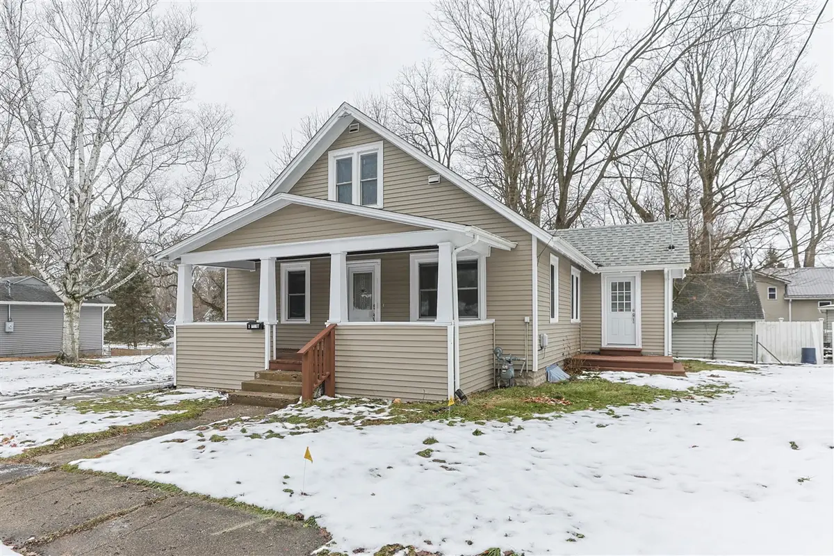11 N Barrett, Niles, MI 49120 - #1