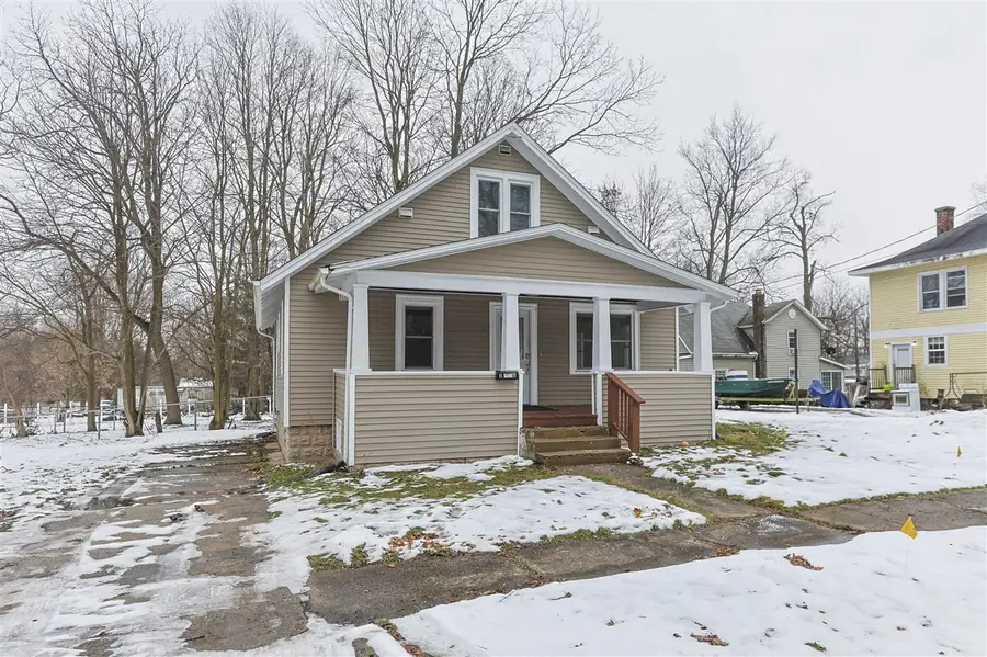 11 N Barrett, Niles, MI 49120 - #3