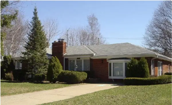 2313 Saint Joseph, West Bloomfield, MI 48324