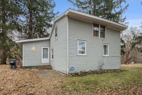 12366 Lubke, New Buffalo, MI 49117