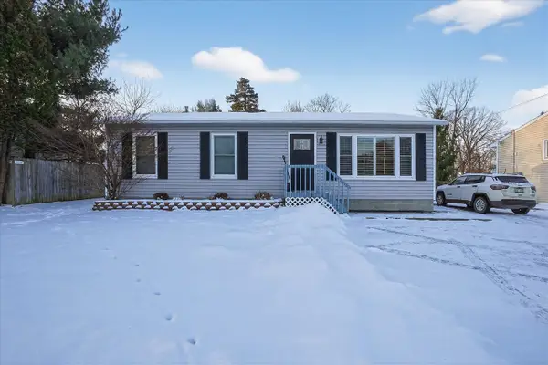 1364 E Grand River, Williamston, MI 48895