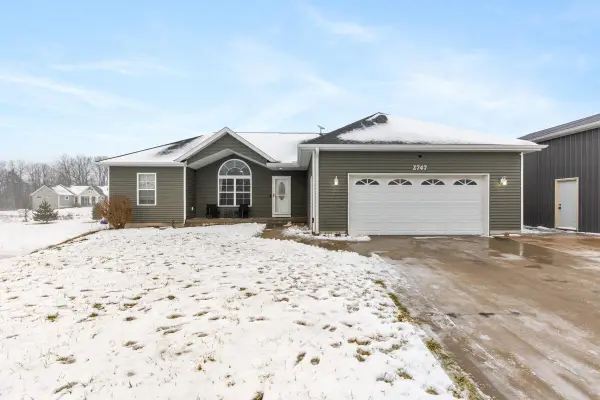 2747 Applewine, Middleville, MI 49333