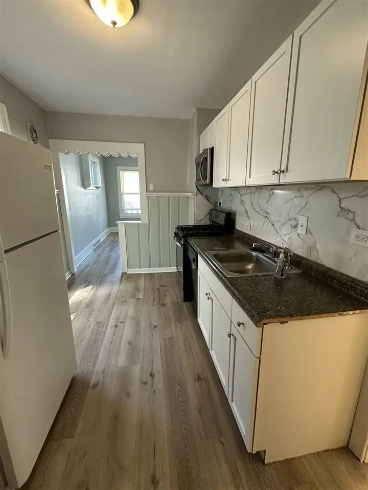 6453 W Point, Taylor, MI 48180 - Image #2