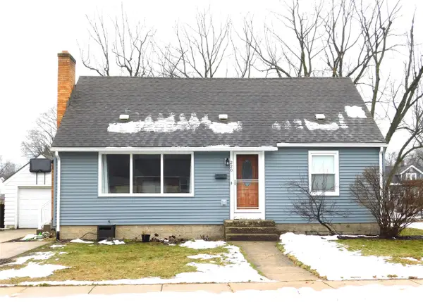 220 S Division, Zeeland, MI 49464