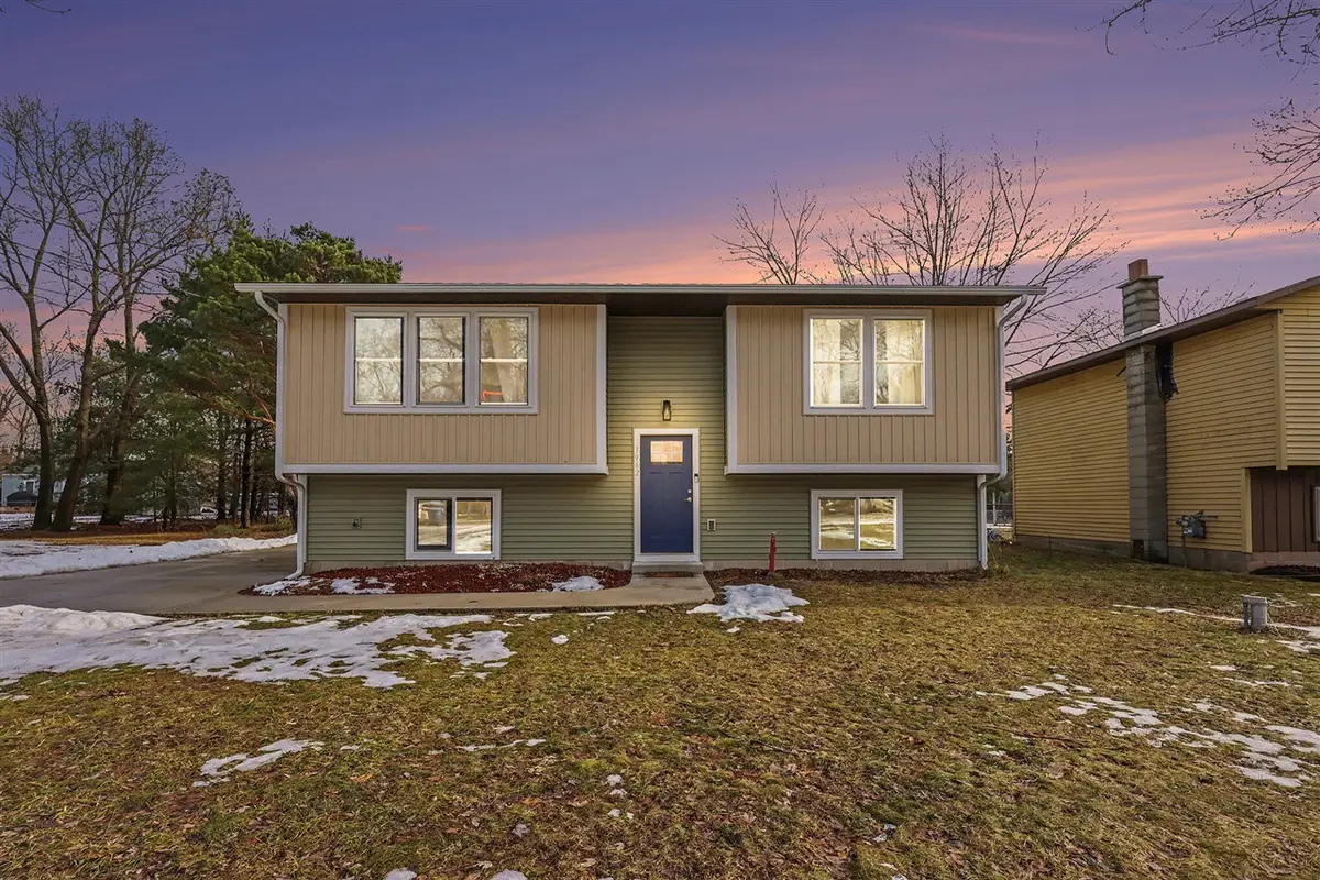 3962 Taylor, Norton Shores, MI 49444 - #1