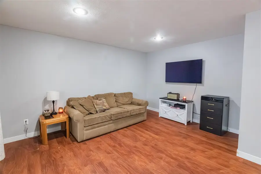 57383 Kingdon, Mattawan, MI 49071 - #3