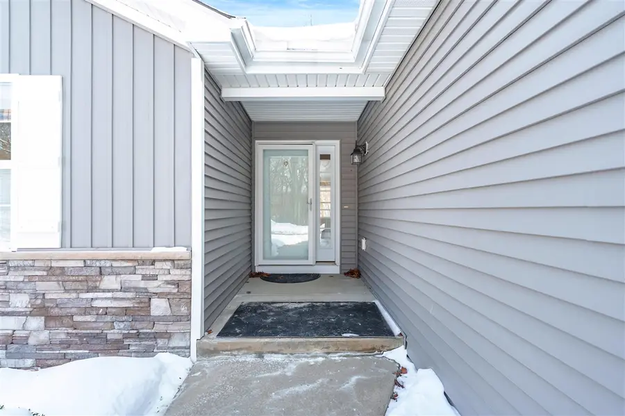 2214 Hunters Pond, Kalamazoo, MI 49048 - #3