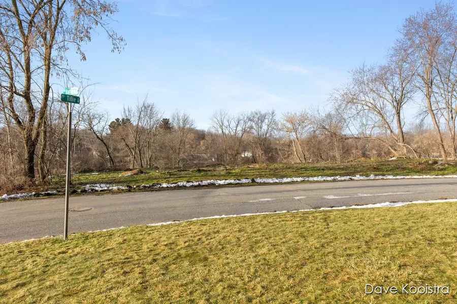 8535 Harlow, Byron Center, MI 49315 - Image #3