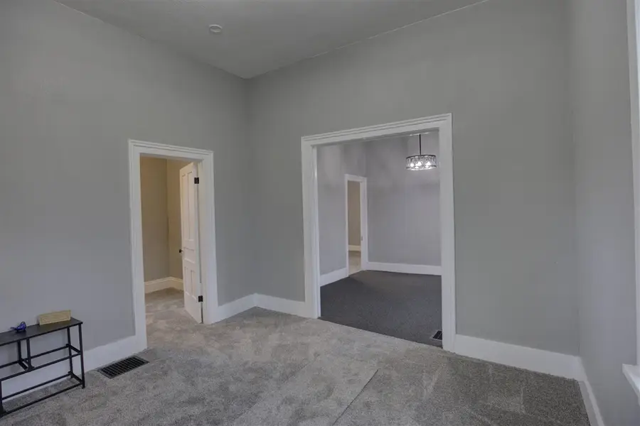 357 Cooper, Jackson, MI 49201 - Image #3