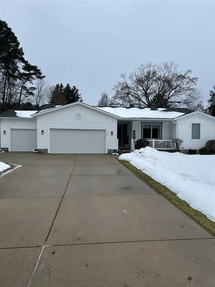 197 Eugene, Norton Shores, MI 49441 - Image #1
