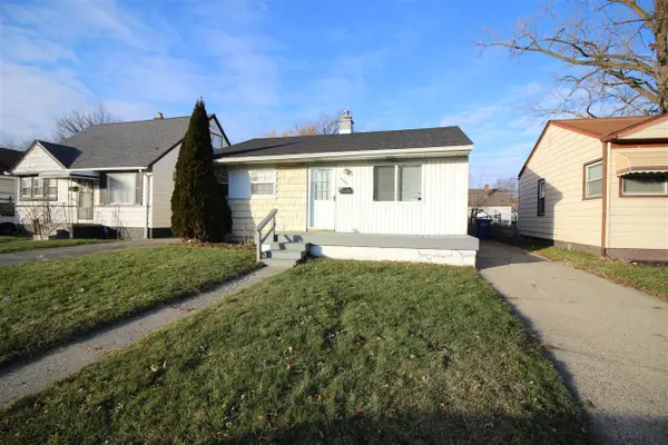 8451 Lozier, Warren, MI 48089