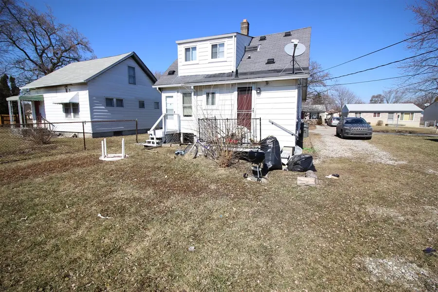 20510 Broadacres, Clinton Township, MI 48035 - #2