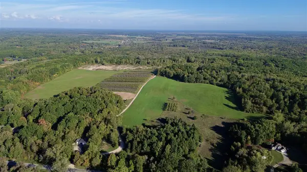 2195 20 Mile, Kent City, MI 49330