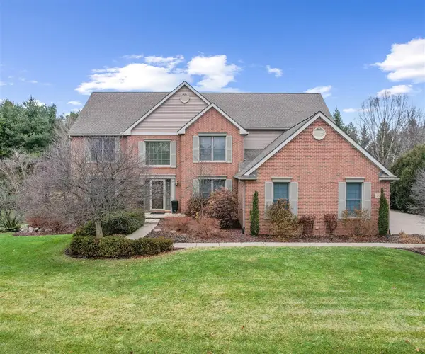 350 Huntington, Saline, MI 48176