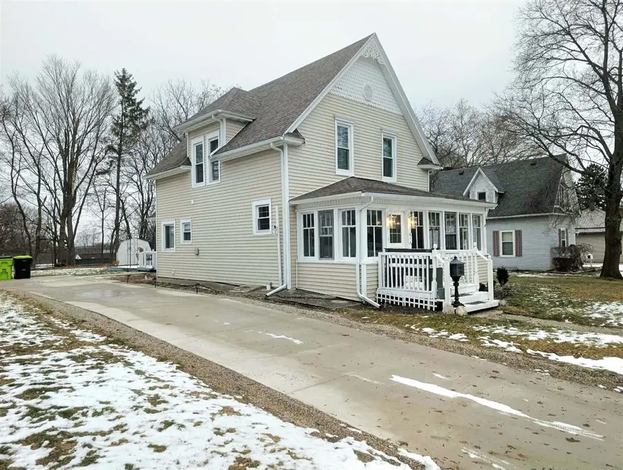 614 W Cass, Greenville, MI 48838 - Image #2