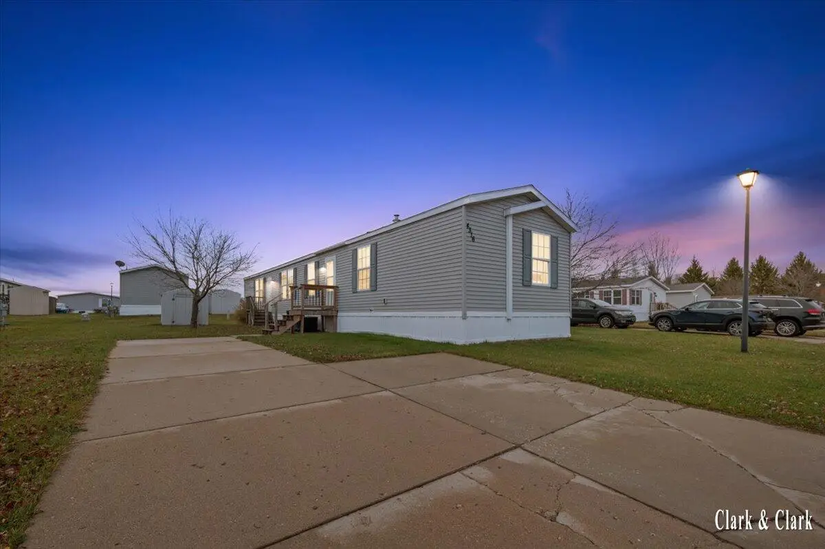 4316 Sussex, Wayland, MI 49348 - Image #1