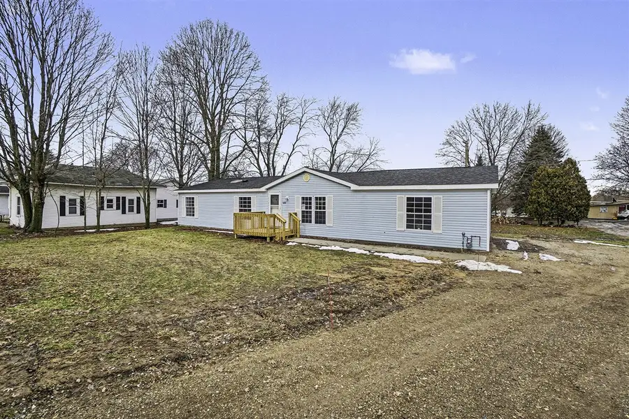 625 E Main, Fennville, MI 49408 - Image #3