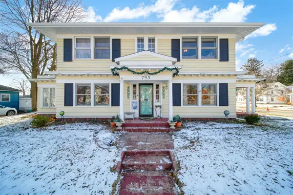 793 Oakridge, Jackson, MI 49203