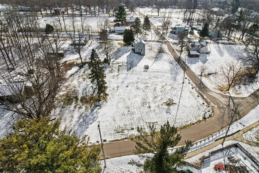 610 Montgomery, Marshall, MI 49068 - Image #2