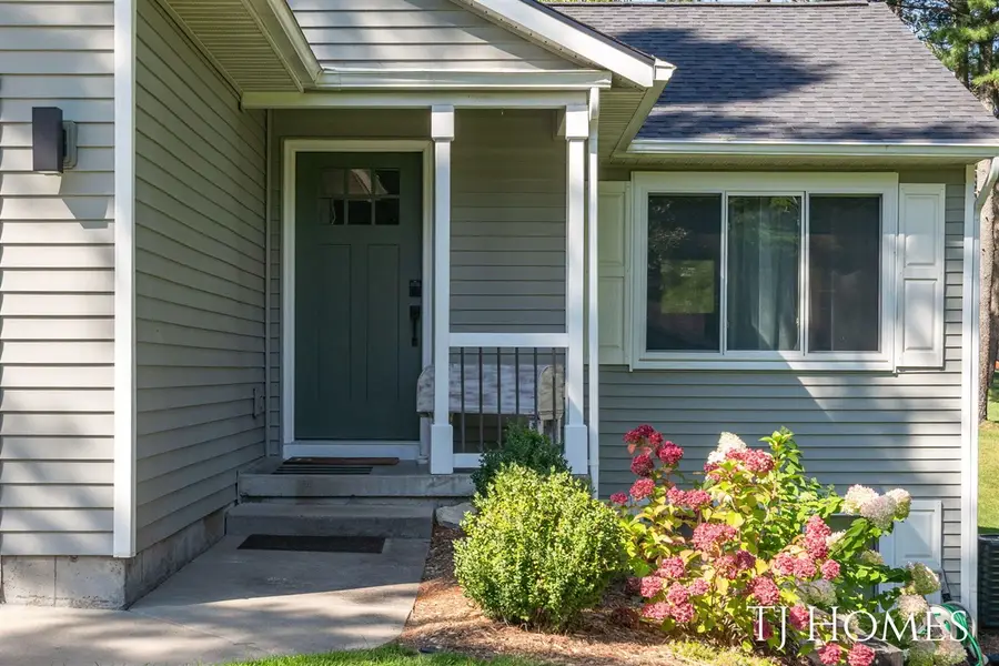 7358 High Timber, Greenville, MI 48838 - Image #2