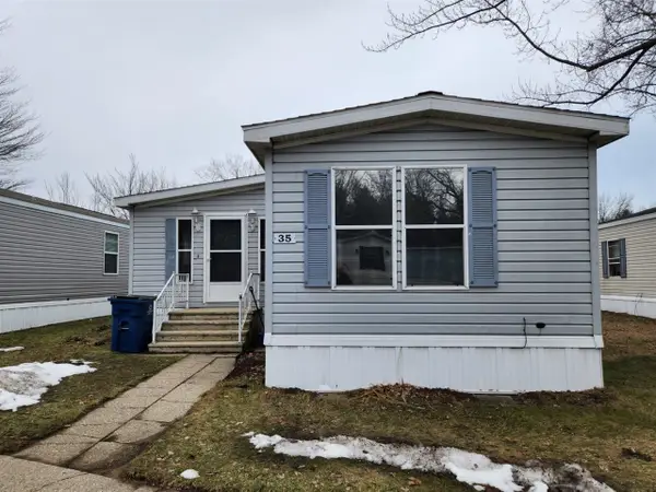 1281 E Pontaluna #35, Norton Shores, MI 49456