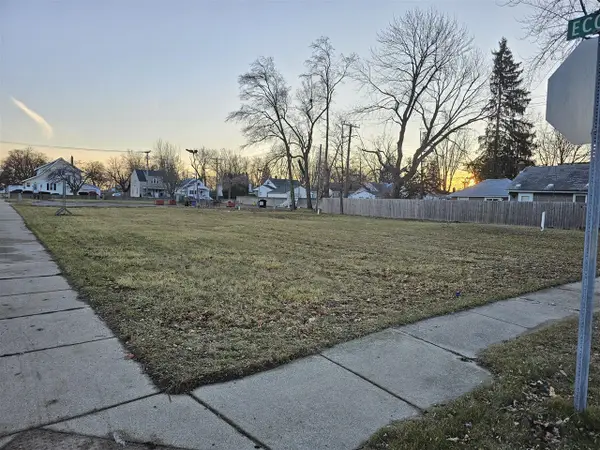 210 Ecorse, Ypsilanti, MI 48198