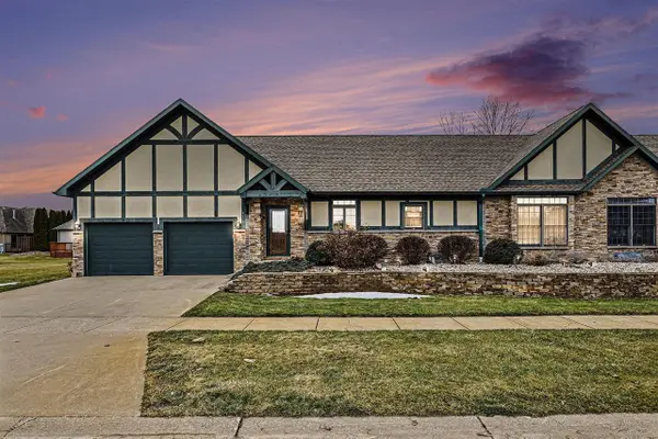 4658 Luther, Saint Joseph, MI 49085