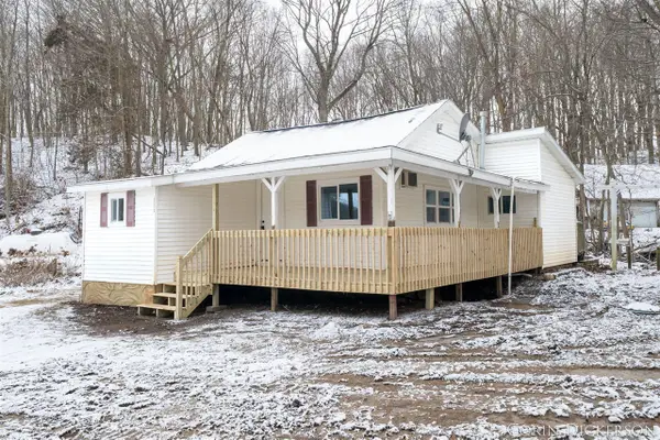 5210 Bluewater, Saranac, MI 48881