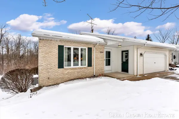 2804 Bridgeside, Caledonia, MI 49316