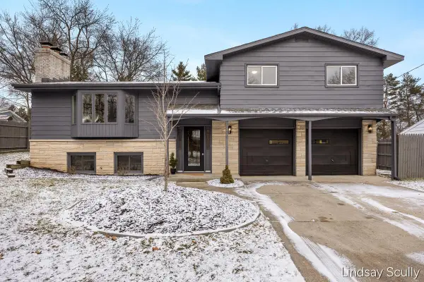 3106 Chamberlain, Grand Rapids, MI 49508