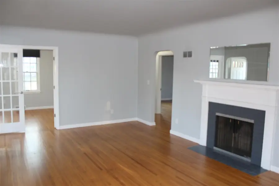 676 W Michigan, Saline, MI 48176 - #3