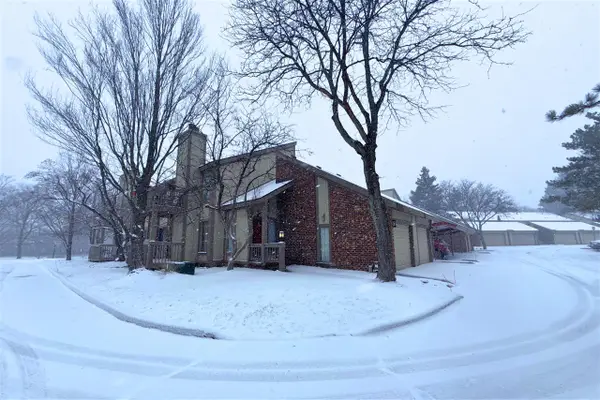 7361 Radcliff, West Bloomfield, MI 48322