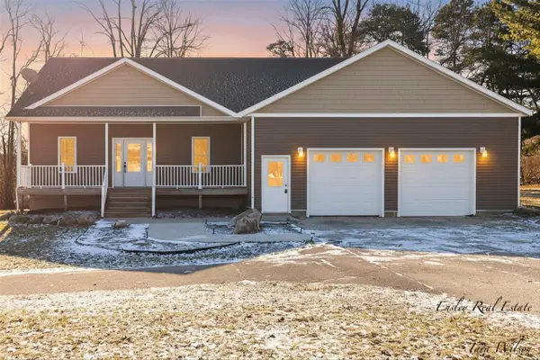 425 Martindale, Sparta, MI 49345