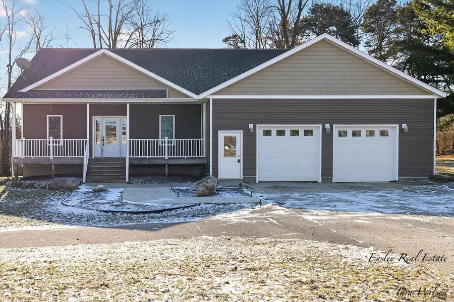 425 Martindale, Sparta, MI 49345 - Image #3