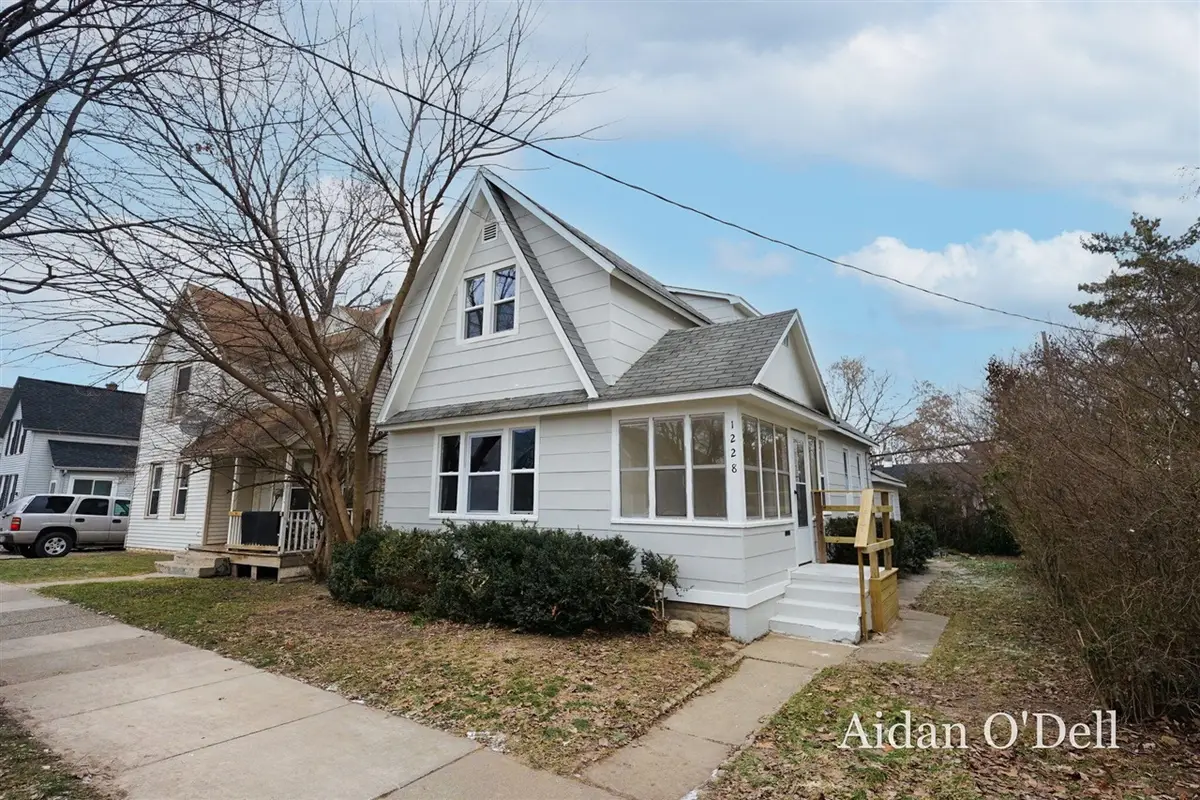 1228 Quarry, Grand Rapids, MI 49504 - #1