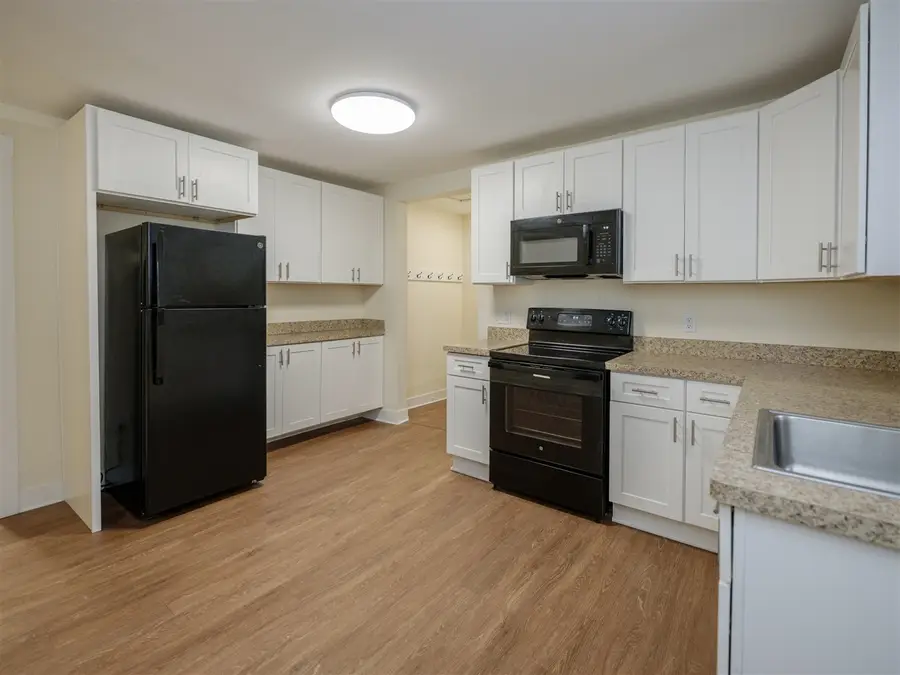 1404 N Edwards, Kalamazoo, MI 49007 - #3