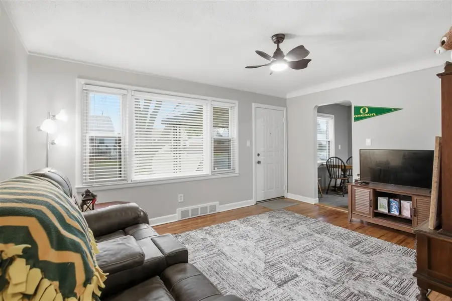 7324 Mckinley, Center Line, MI 48015 - #3