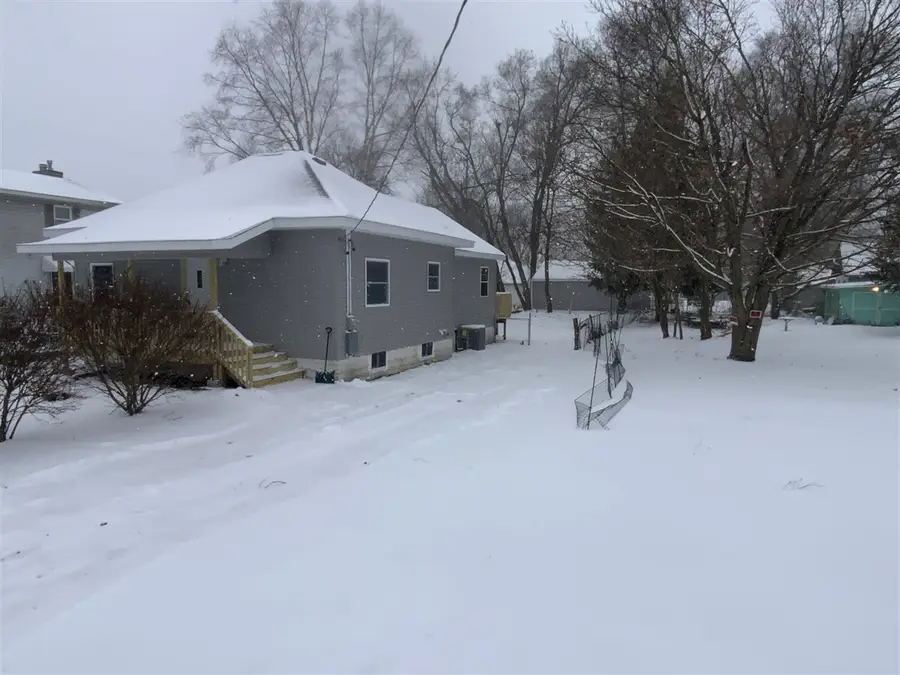1156 Knapp, Jackson, MI 49203 - #3