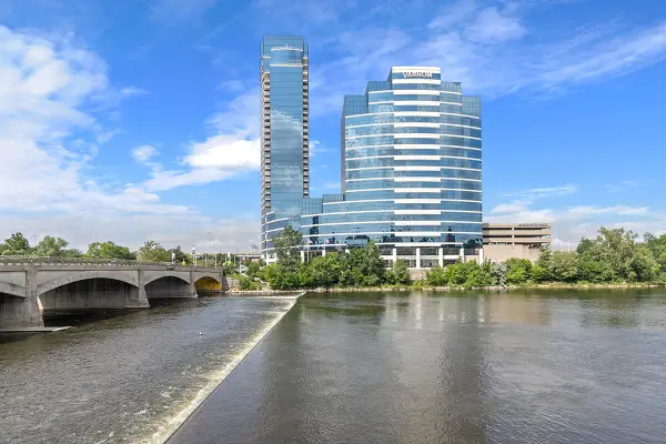 335 Bridge #1804, Grand Rapids, MI 49504