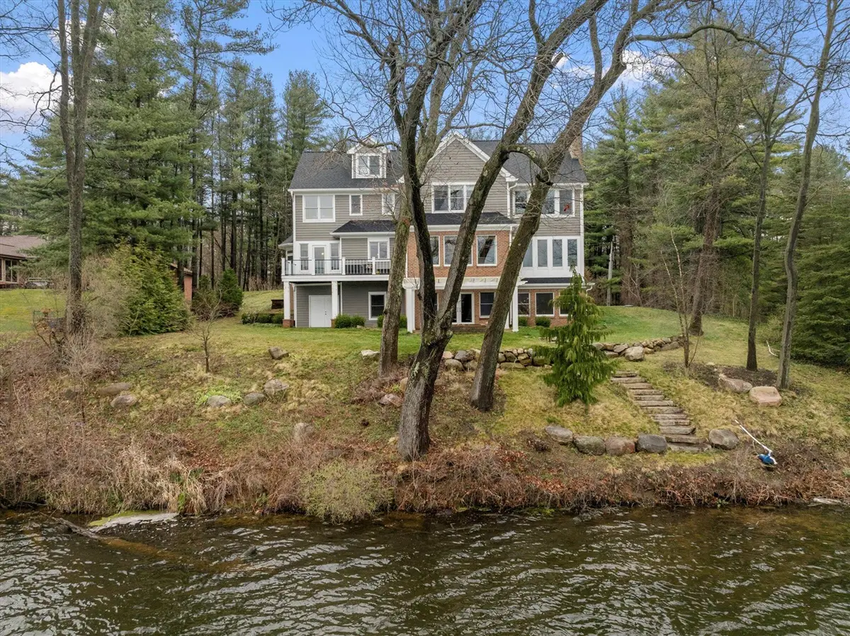 55755 Davis, Dowagiac, MI 49047 - #1