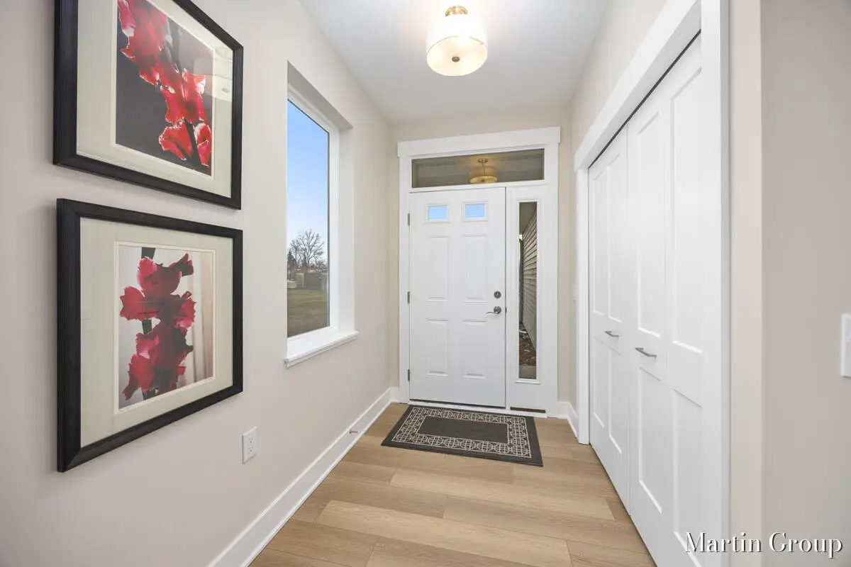 2247 Watertown, Grand Rapids, MI 49505 - #1