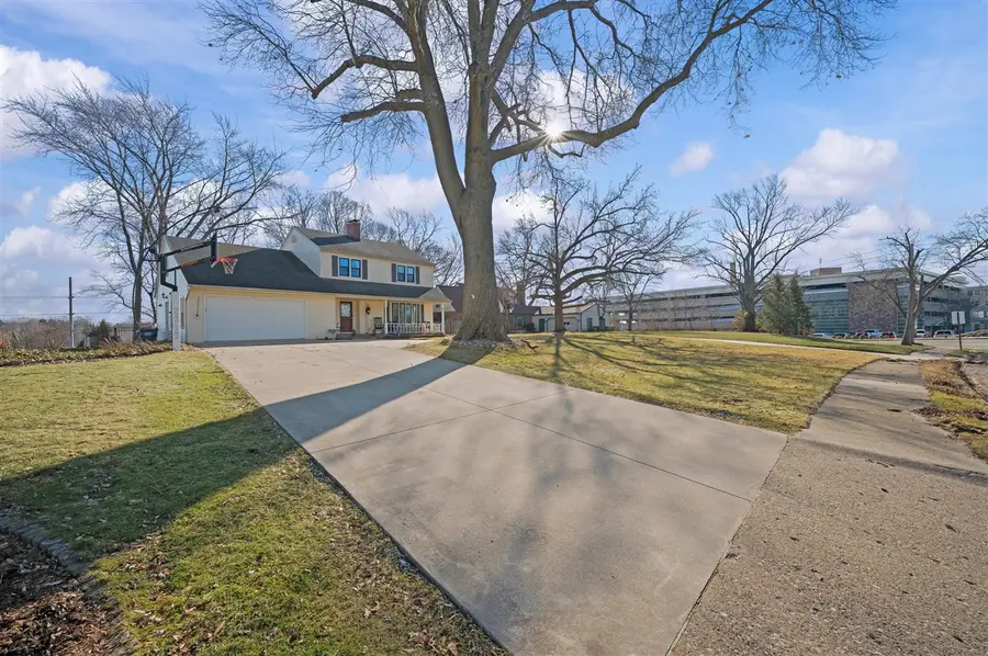 2511 Riverwood, Saint Joseph, MI 49085 - #3