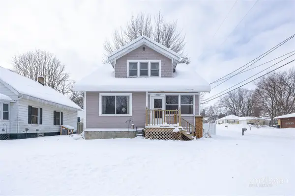 2629 Miller, Walker, MI 49544