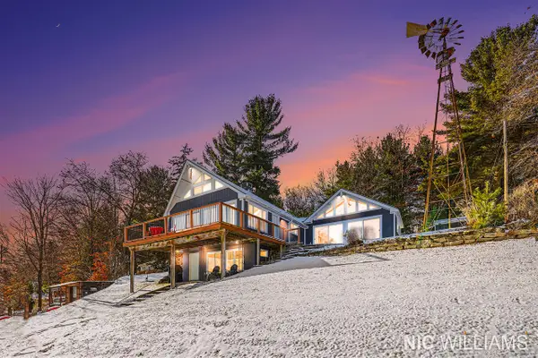 10848 Simpson West, Greenville, MI 48838